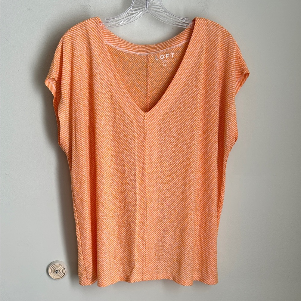 LOFT Women's Orange V-Neck Top